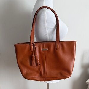 Onna Ehrlich Women's Leather Tassel Tote Bag in Cognac